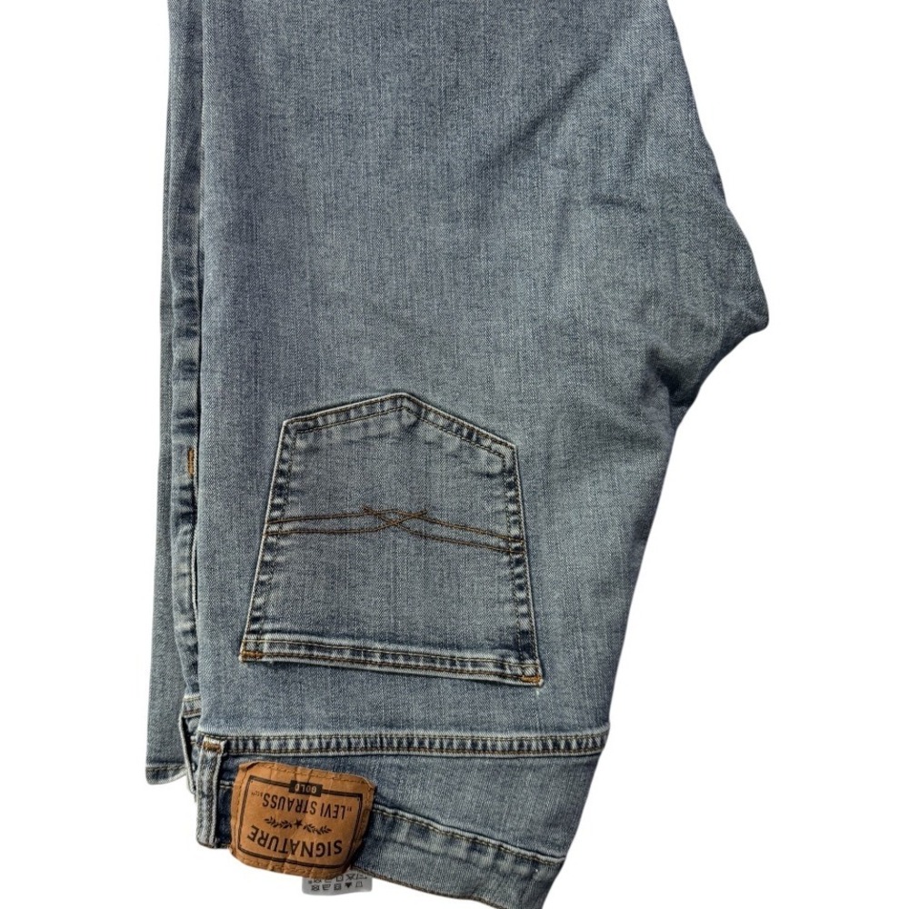 Levi Strauss Signature Relaxed Fit Jeans Mens 36x30 Light Wash Denim‎